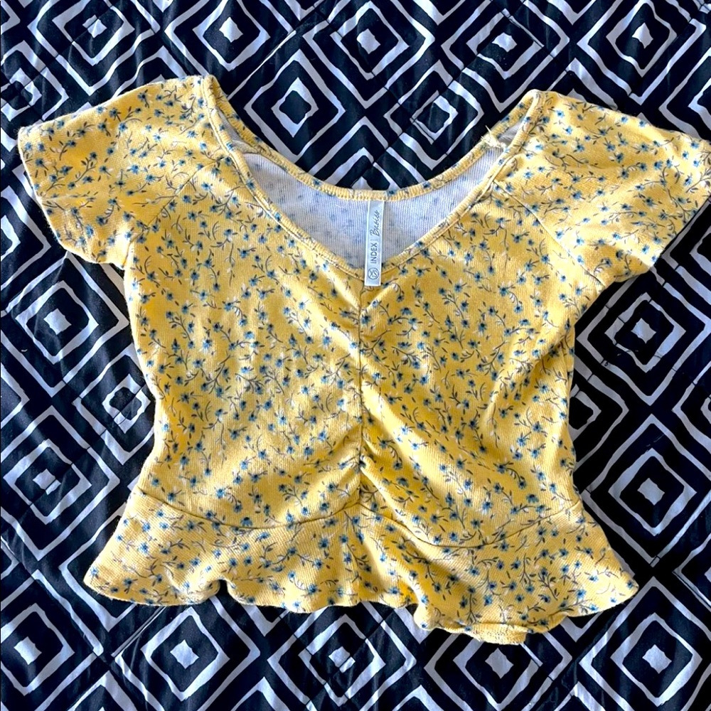 Crop top